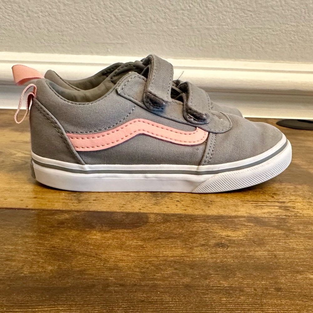 Vans Old Skool Gray Pink Ward V sneakers size 10 toddler